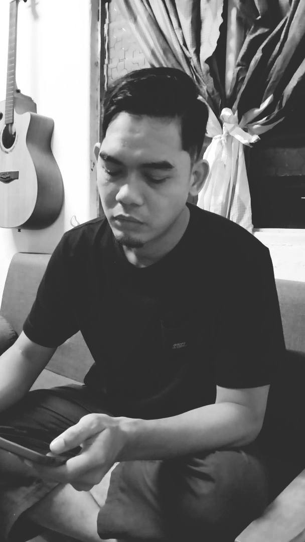 B&W photo of Mohamad Faiz