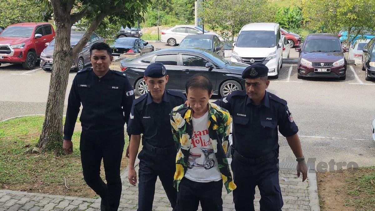 Cambodian Man Who Shouted At Flight Crew And Poured Water On KLIA Officer Pleads Guilty