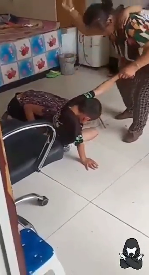 Boy gets caned by mother