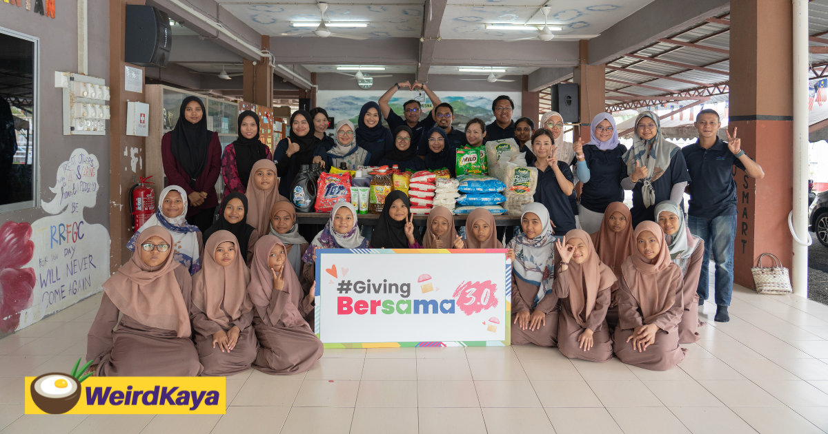 Capitaland contributes rm200,000 of essential and educational supplies to over 2,300 beneficiaries in malaysia | weirdkaya