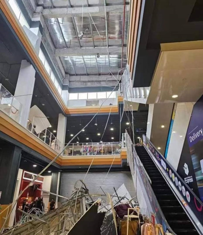 Ceiling collapses at cheras shopping mall 1