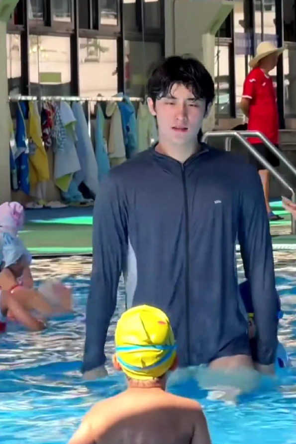 china swimming coach