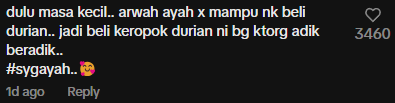 Comment on durian hawker inspecting snack (1)