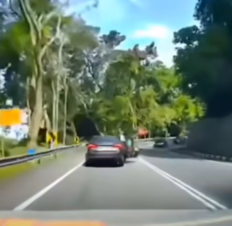 Comment oComment on headon motor collision (2)n headon motor collision (2)