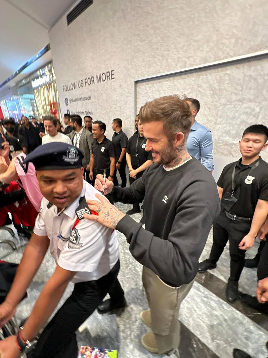 Cheeky m'sians ask security guard to auction his uniform which was signed by david beckham | weirdkaya