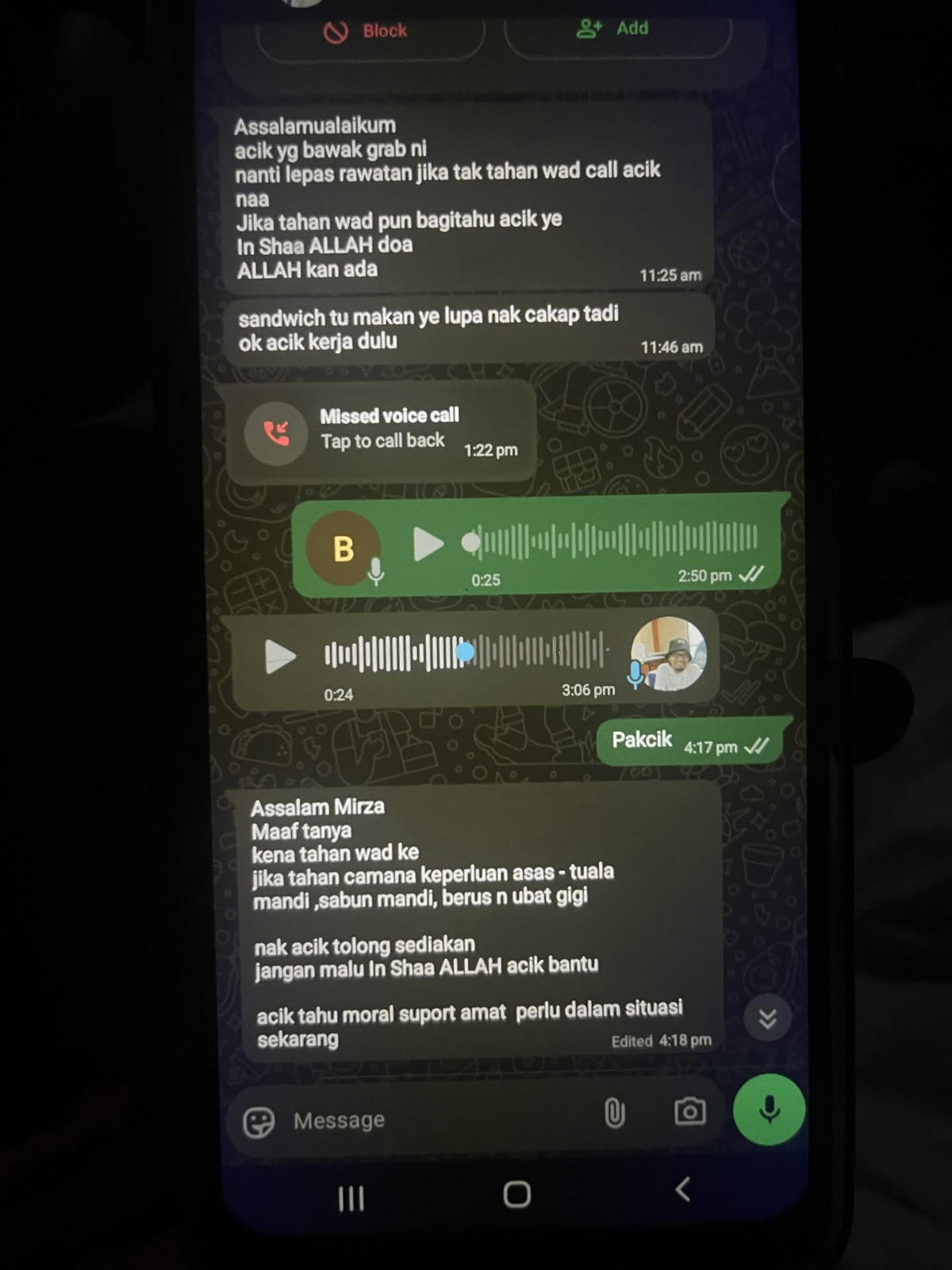 “Don’t Worry About Money” — M’sian Driver Helps Sick Passenger Who Only Had RM30 & No One Nearby