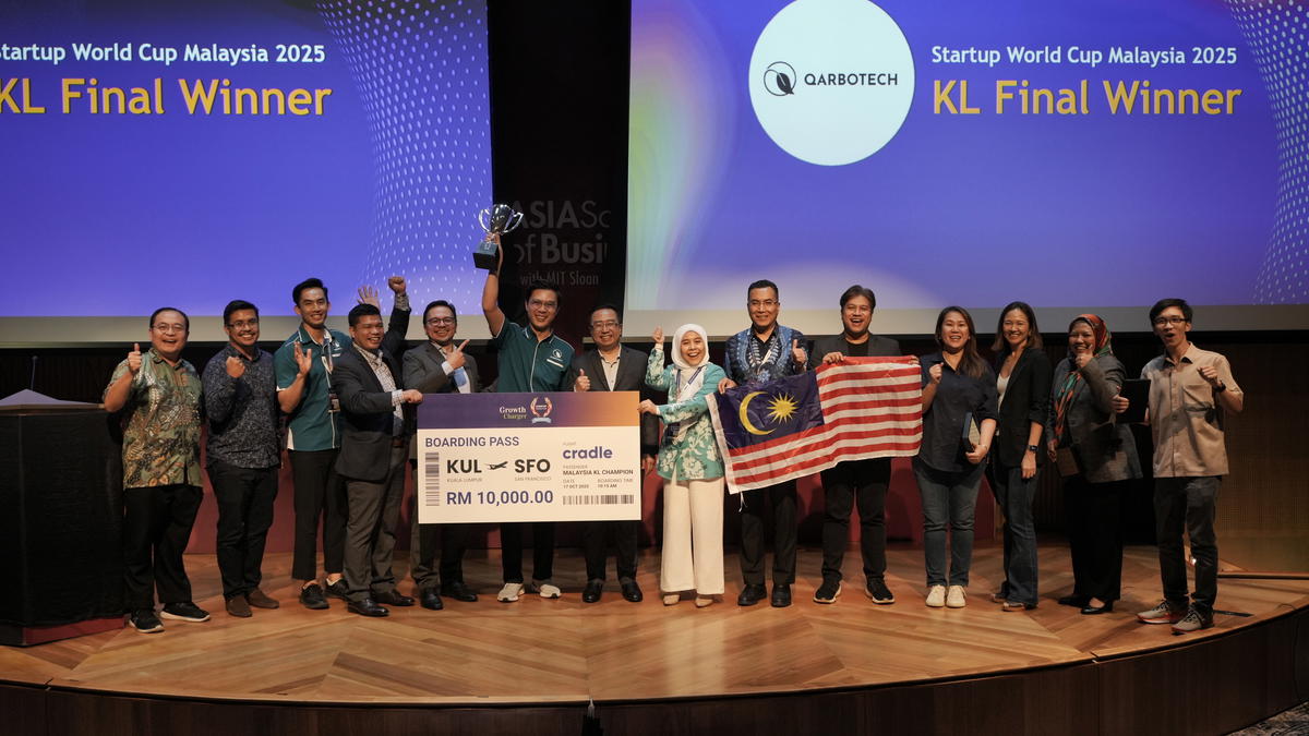 The judges and Qarbotech, winner of Startup World Cup Malaysia 2025 - KL Final with the judges at Asia School of Business, on 17 July 2025.