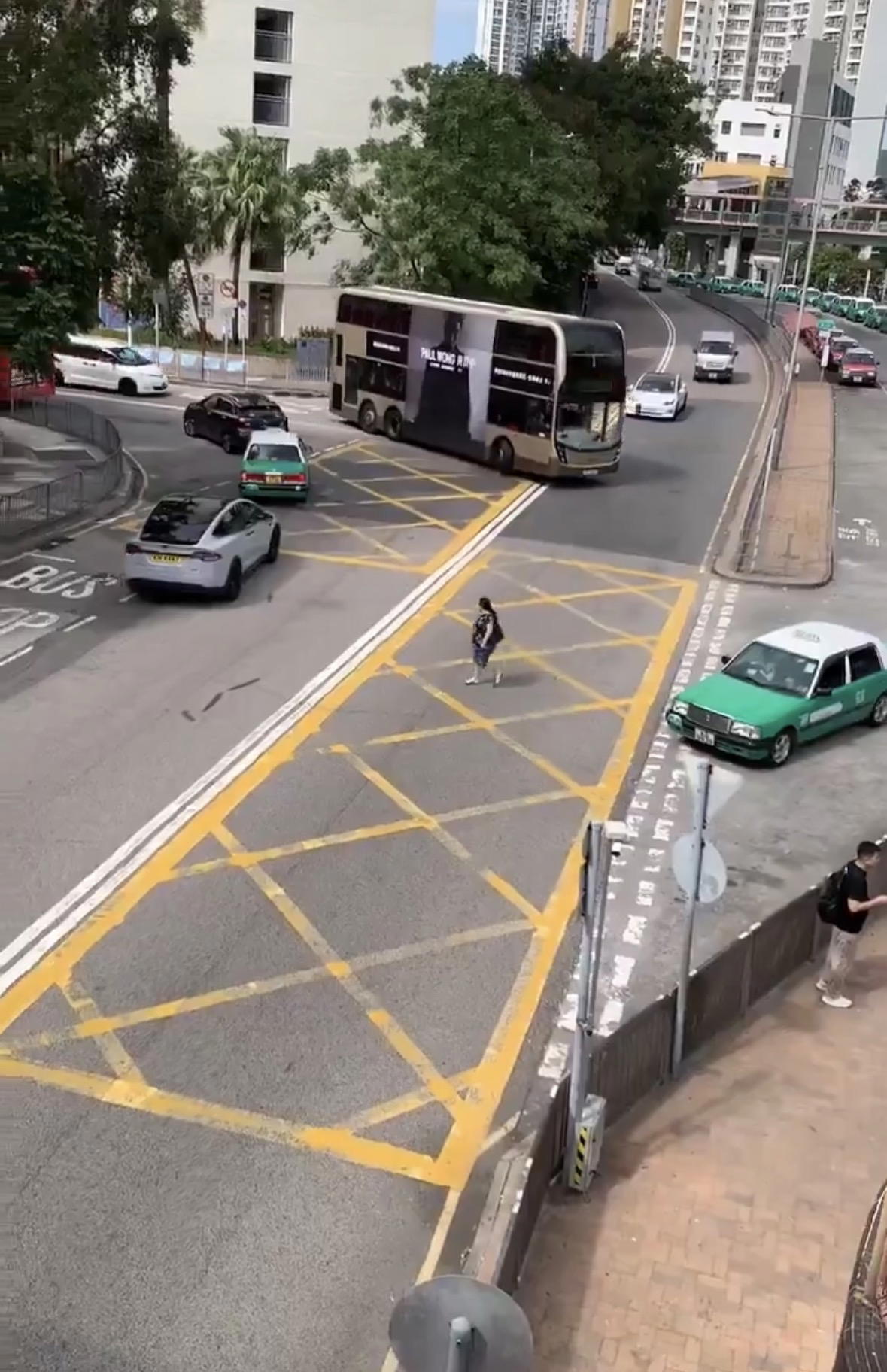 Elderly Woman In Hong Kong Fined RM1,063 For Jaywalking, Sparks Heated Debate