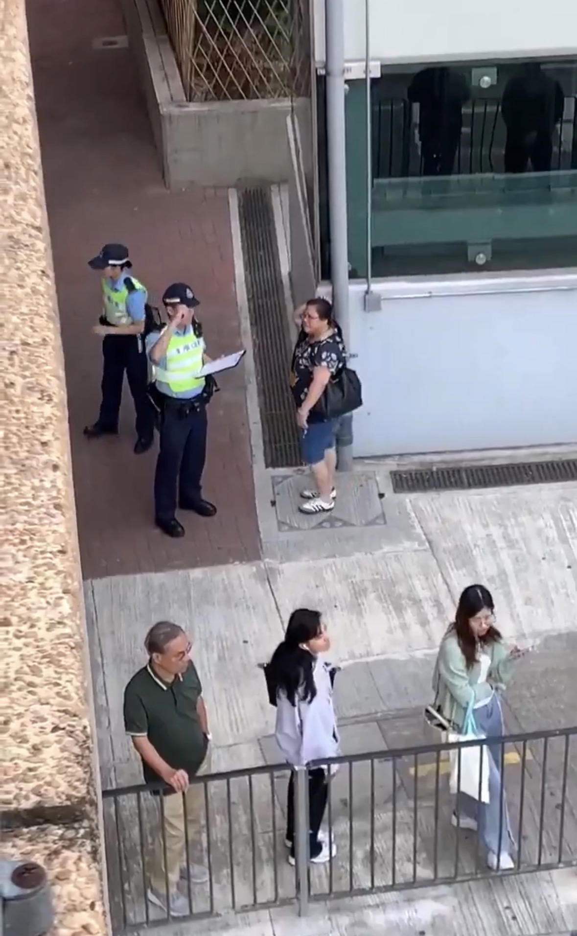 Elderly Woman In Hong Kong Fined RM1,063 For Jaywalking, Sparks Heated Debate