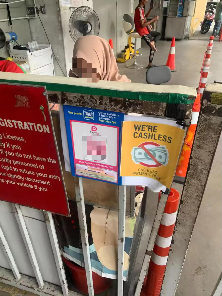 Entrance exit fee at Subang apartment