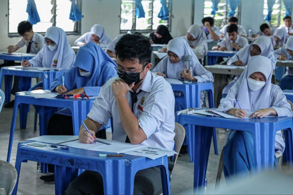 exam - students - malaysia