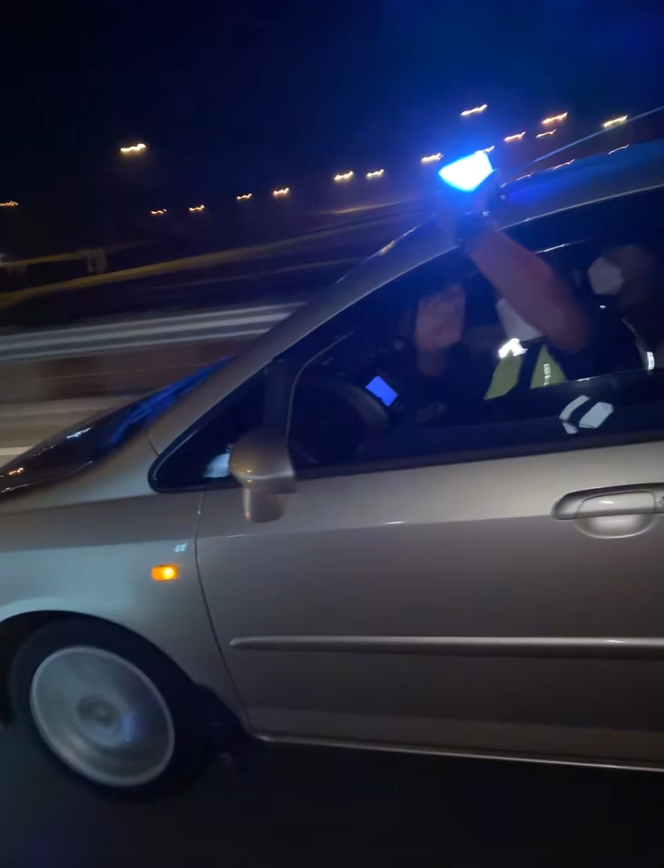 Group of s'poreans allegedly chased by fake m'sian police car while travelling to genting highlands | weirdkaya
