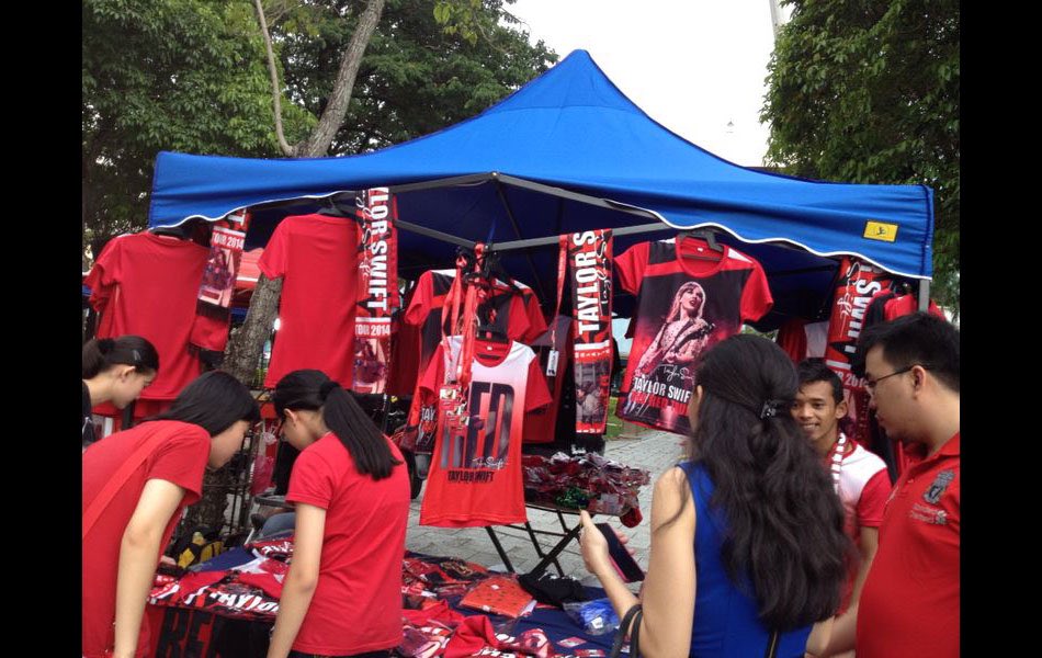 Red tour merchandise  at putra indoor stadium, malaysia