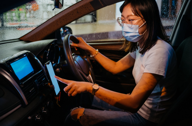 female e-hailing driver