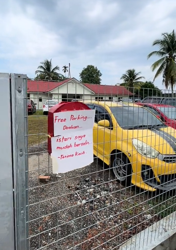 Free car park in exchange of prayer (1)