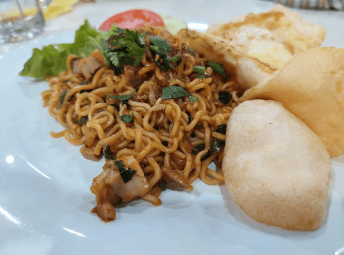 fried noodles