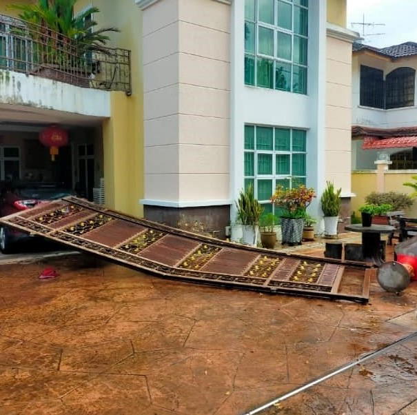 Johor woman rams car into ex-boyfriend's house