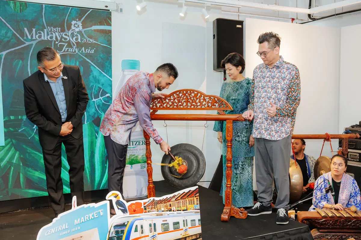 Gong for Spritzer Air Love Cuti-Cuti Jom Healing