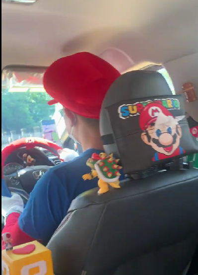 M'sian grab driver turns car into super mario ride, passengers feel as though they're part of a live-action game | weirdkaya