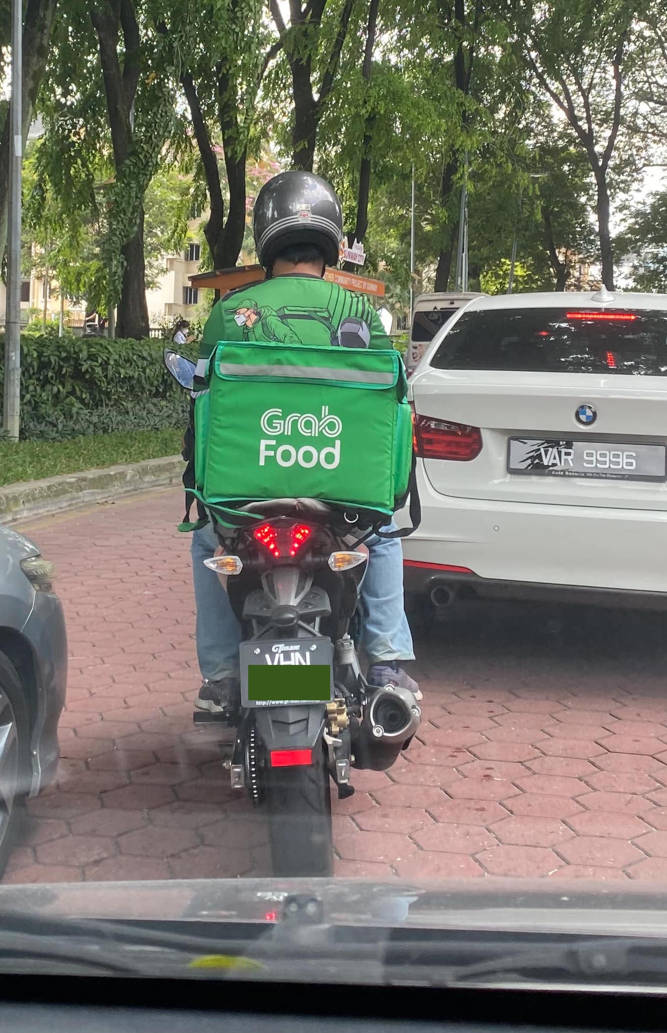 Grab Announces Lay Off Of 1,000 Staff In SG, Biggest Ever Since The