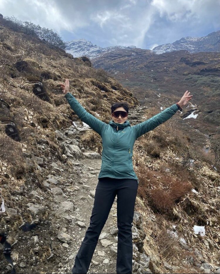 Ex-M'sian Beauty Queen Reaches Top Of Meru Peak In Nepal Despite Losing ...