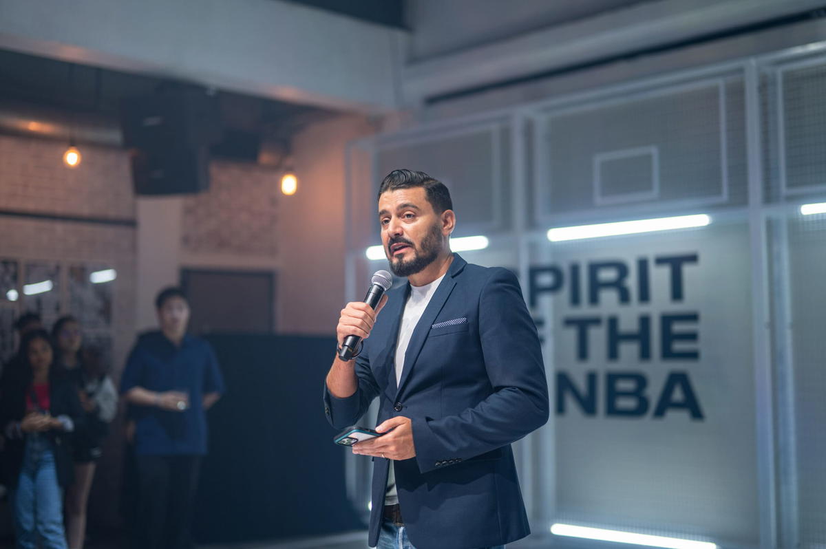 Hennessy x nba - patrick madendjian, managing director of moët hennessy diageo malaysia and singapore sharing his opening remarks.