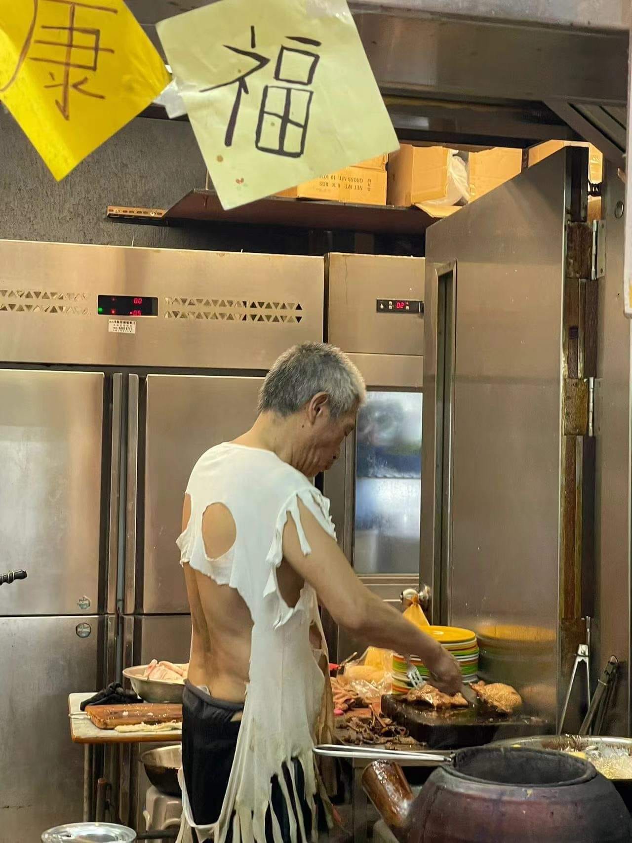 Hk chef's ragged outfit looks really similar to balenciaga outfit that costs rm4,700 | weirdkaya