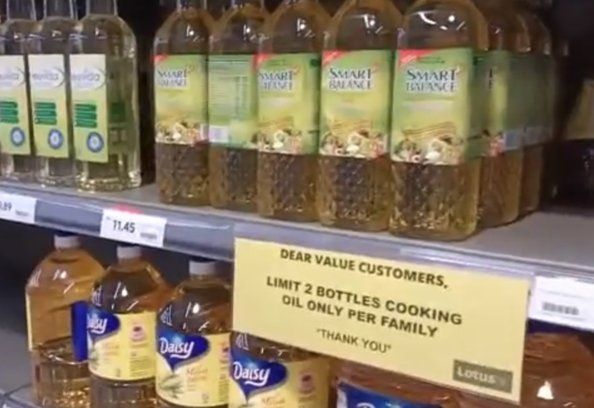 Netizens slammed lotus's announcement on having sufficient supply of cooking oil