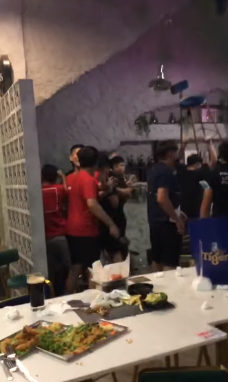 [video] group of youths caught brawling viciously at a bar with glass bottles and chairs | weirdkaya