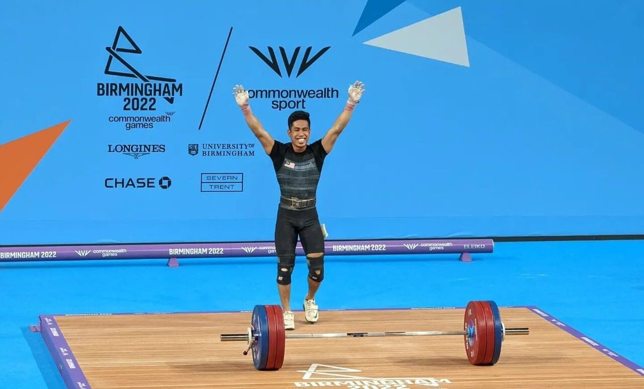 Malaysian weightlifters won two golds in commonwealth games 2022