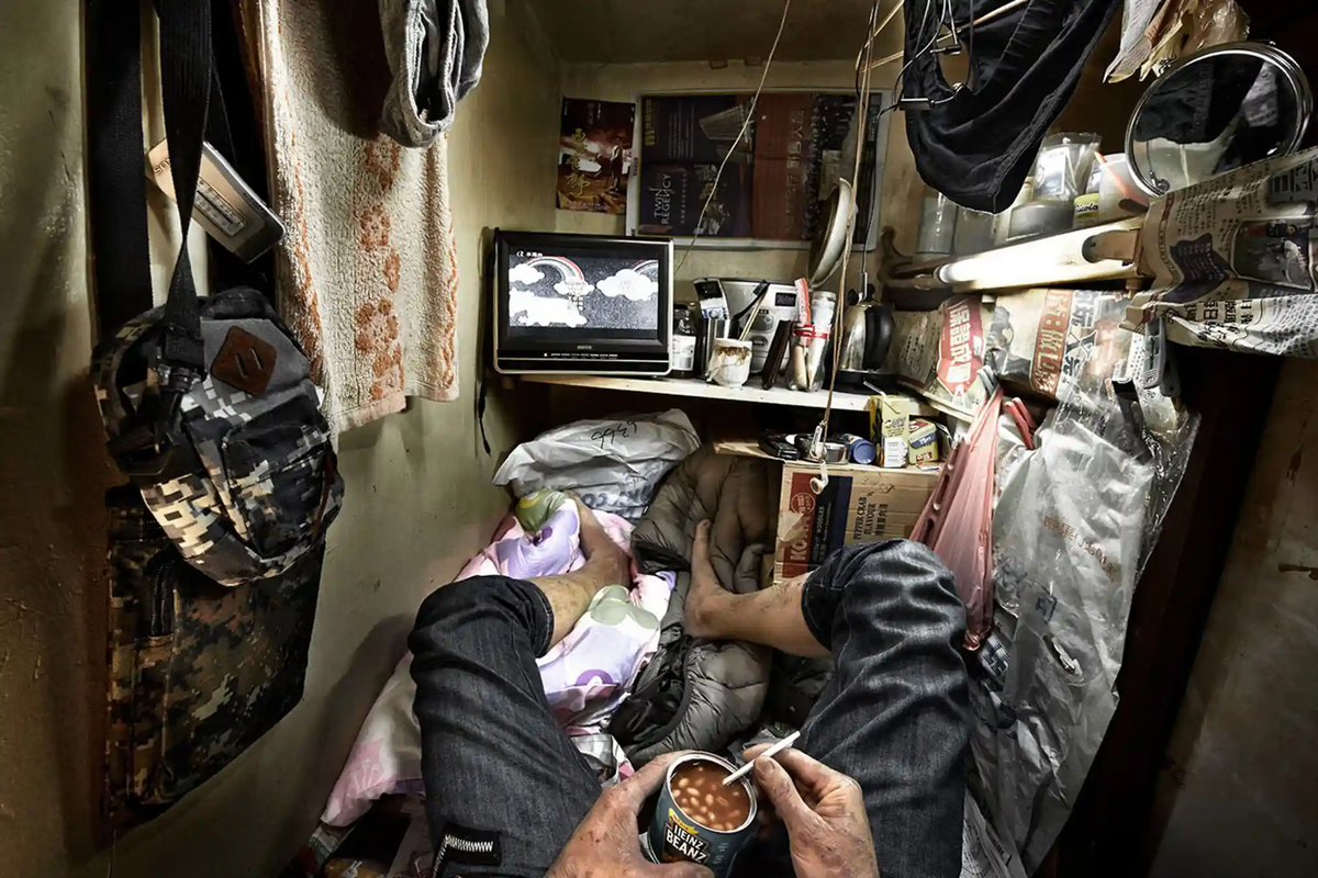 'coffin houses' in hk