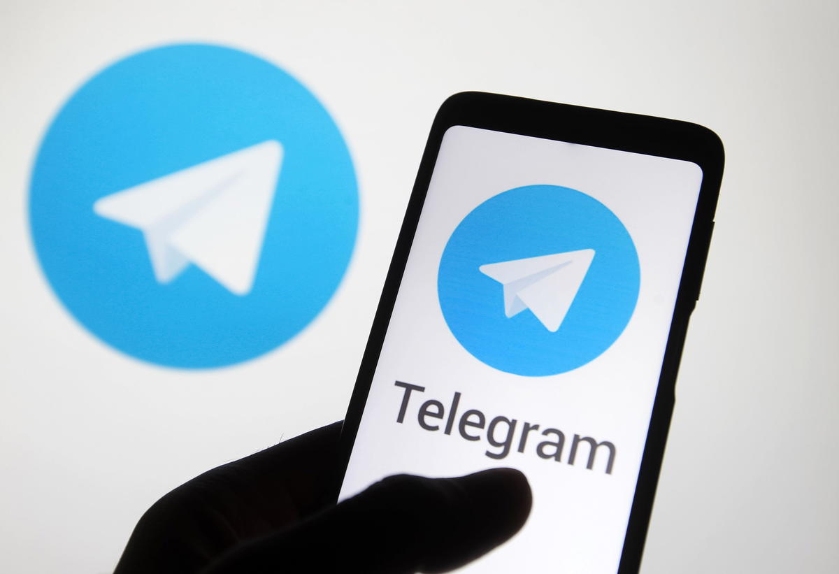 19yo M'sian Tricked Into Sending Nudes In Scholarship Scam