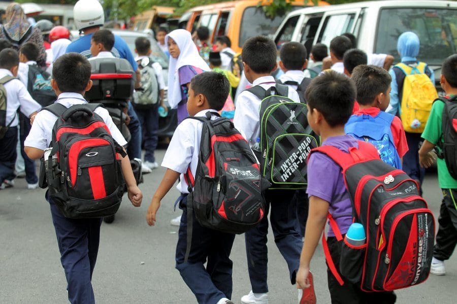 M'sian Dad Explains Why US Grade 1 Syllabus Is Simpler Than Std 1 Syllabus In M'sia