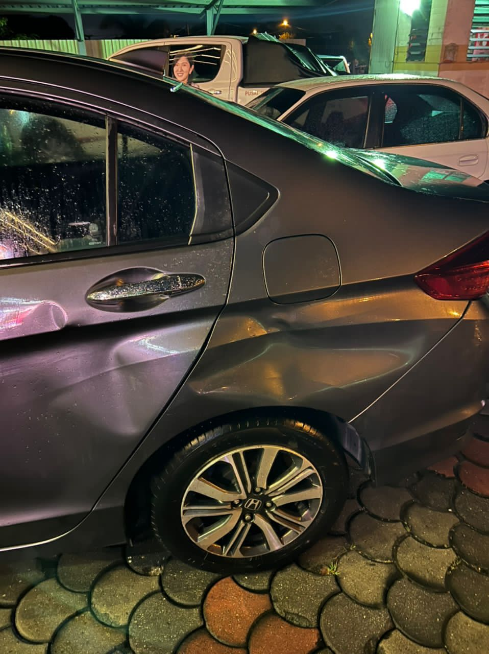 Lim wei jiet's damaged car