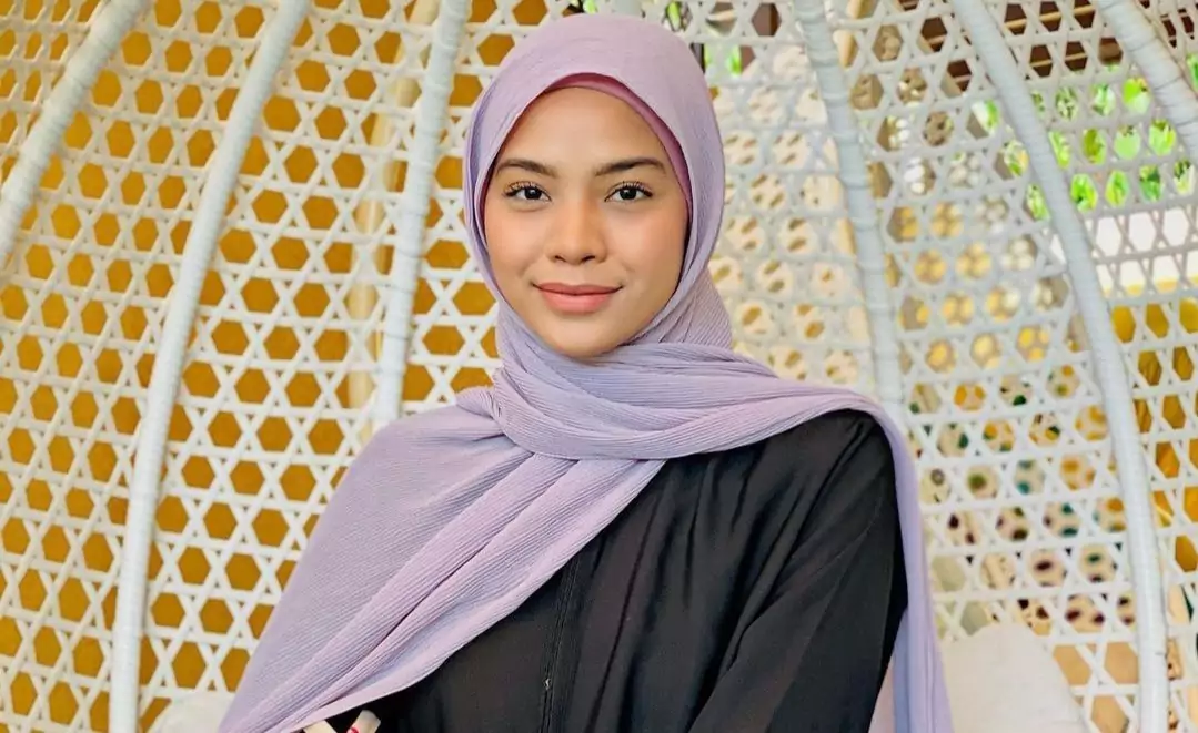 Actress and tiktok star syazlin zainal dies after falling from 22nd floor of johor bahru apartment