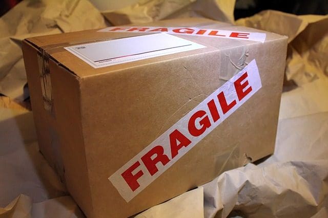 M'sian Housewife In Pahang Fell Victim Into Parcel Scam And Lost Almost RM100k