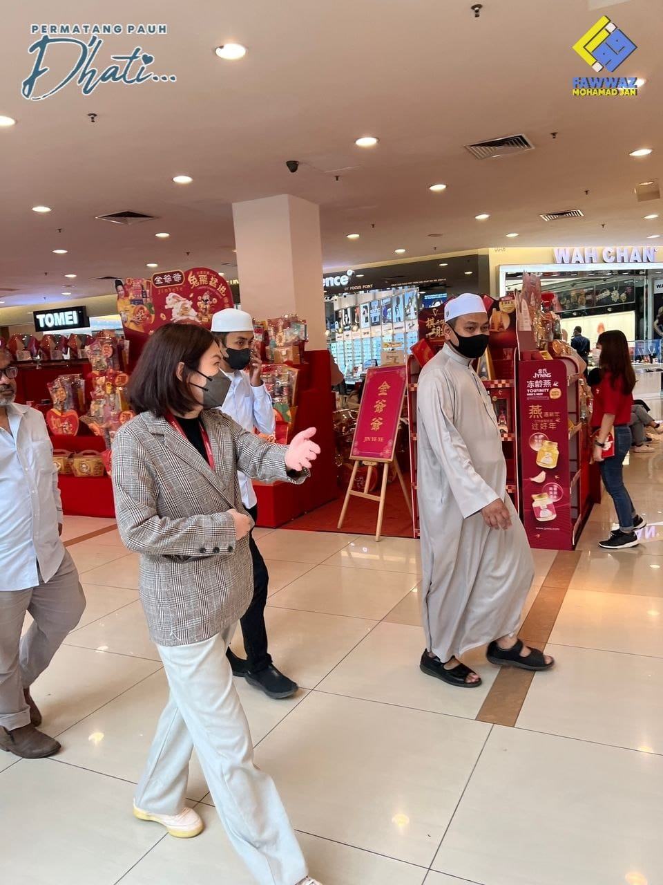 Permatang pauh mp ustaz muhammad fawwaz visits sunway carnival mall