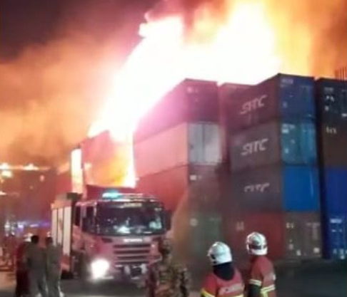 12 containers destroyed in port klang blaze | weirdkaya