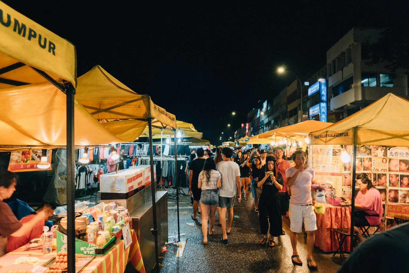 A night market in taman connaught, kl