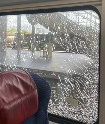 [video] 'stop throwing stones! ' frustrated ktmb conductor pleads with m'sians to take care of public property | weirdkaya