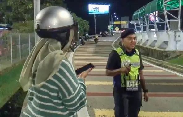 M'sian Man Dumps Fiancée At Penang Bridge