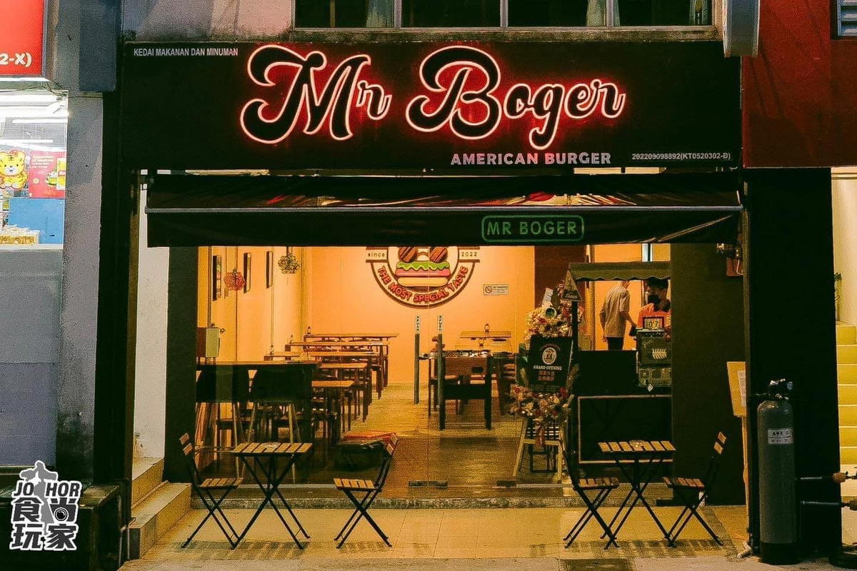 MR BOGER in JB