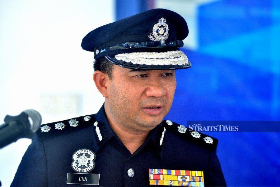 Outh klang district police chief cha hoong fong