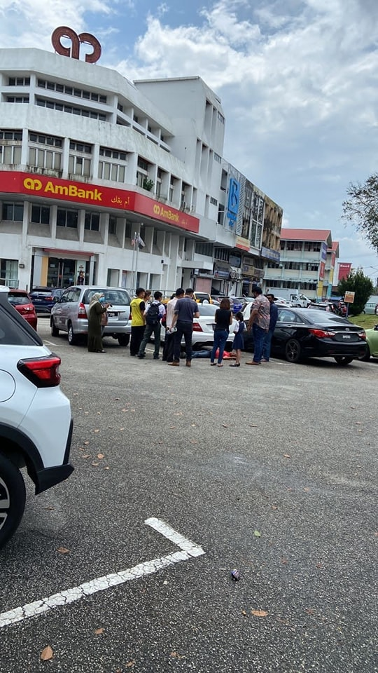 Thief knocks kuantan man out cold with helmet at bank, robs him of rm150,000