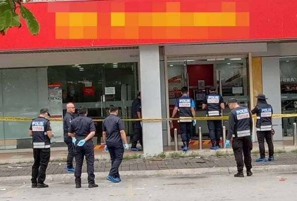 Thieves Blow Up ATM Machines In Setia Alam And Rob RM349,000 Within 5 Mins