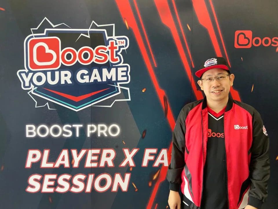 Engineering Lecturer & Hearthstone Gamer Dr Yew Weng Kean