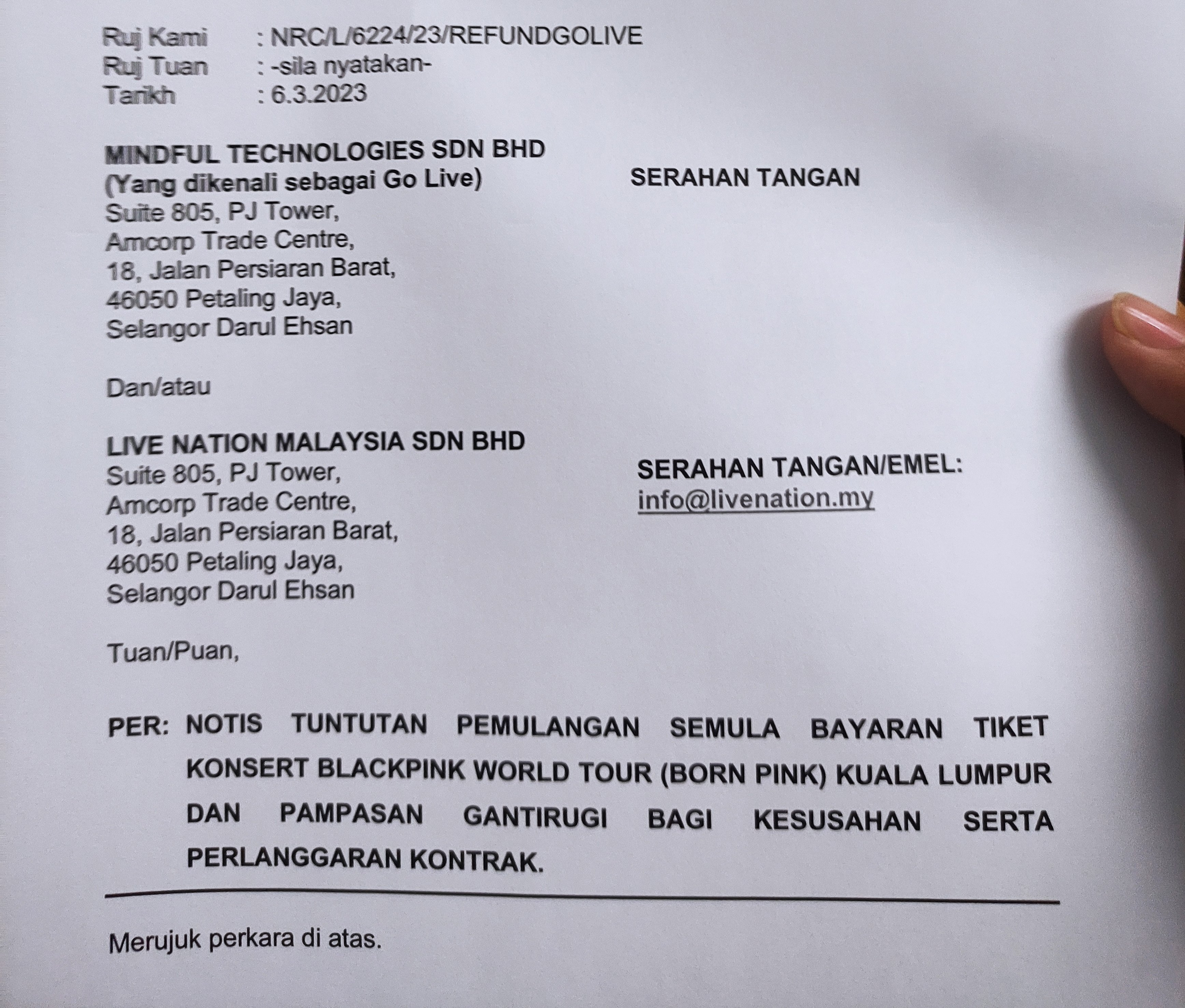 M'sian lawyer demands rm1,480 in compensation from blackpink concert organiser for seat which never existed | weirdkaya