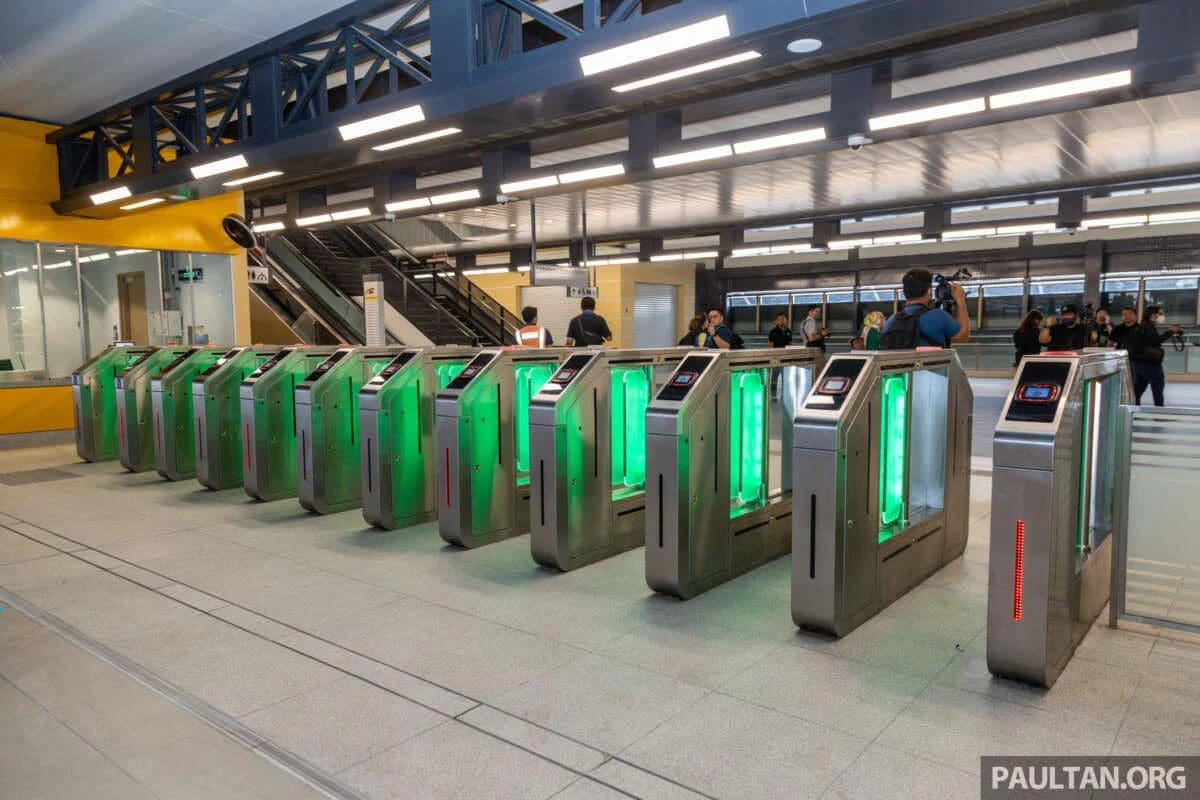 Free Rides On Putrajaya MRT Will Be Given Until March 31