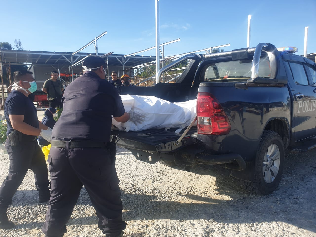 Body of headless man found floating in sarawak river for more than 72 hours