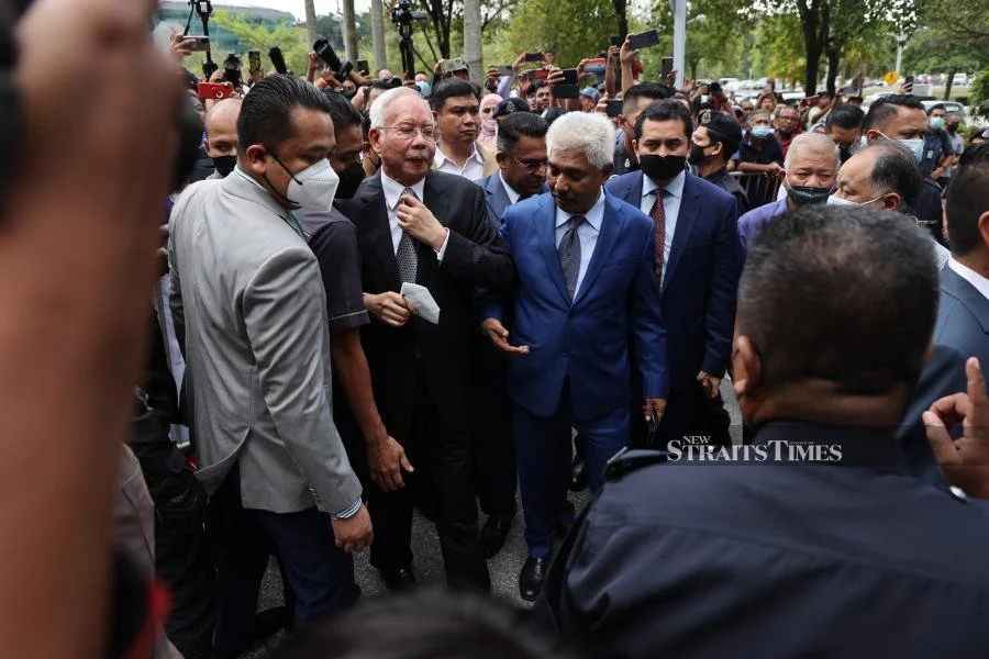Najib razak at the palace of justice in putrajaya
